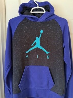 Jordan hoodie boys size XL